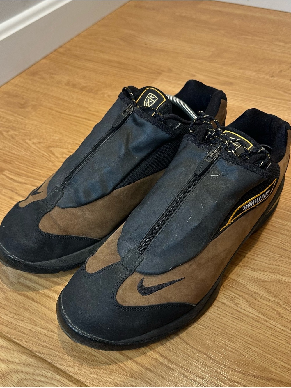 Vintage 2002 Nike Air Max Gore-Tex Golf Shoes Shroud Mens Size 12 Brown